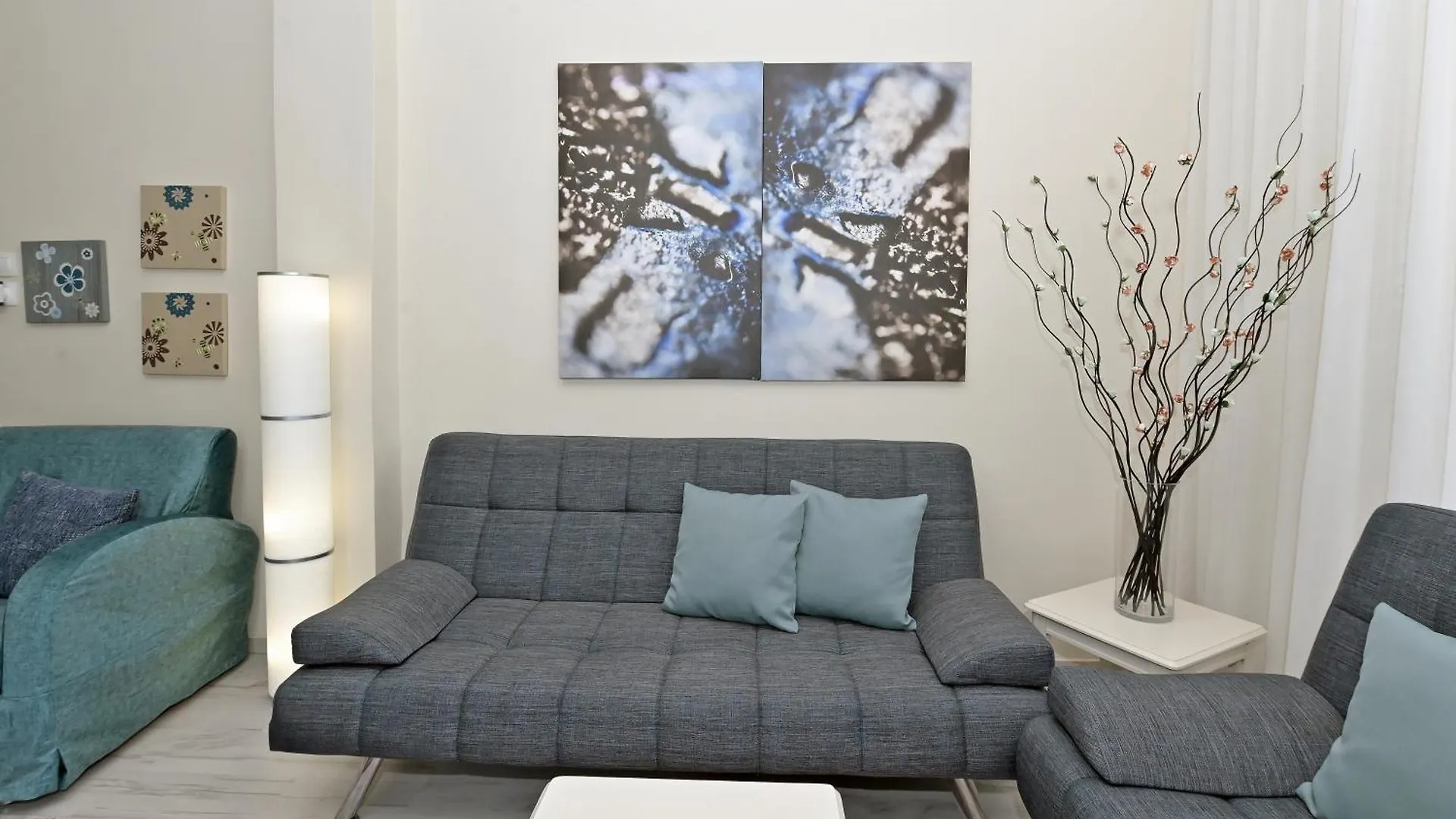 Casa Blue - 15 Min To Beach Nea Moudania 0*,  Greece